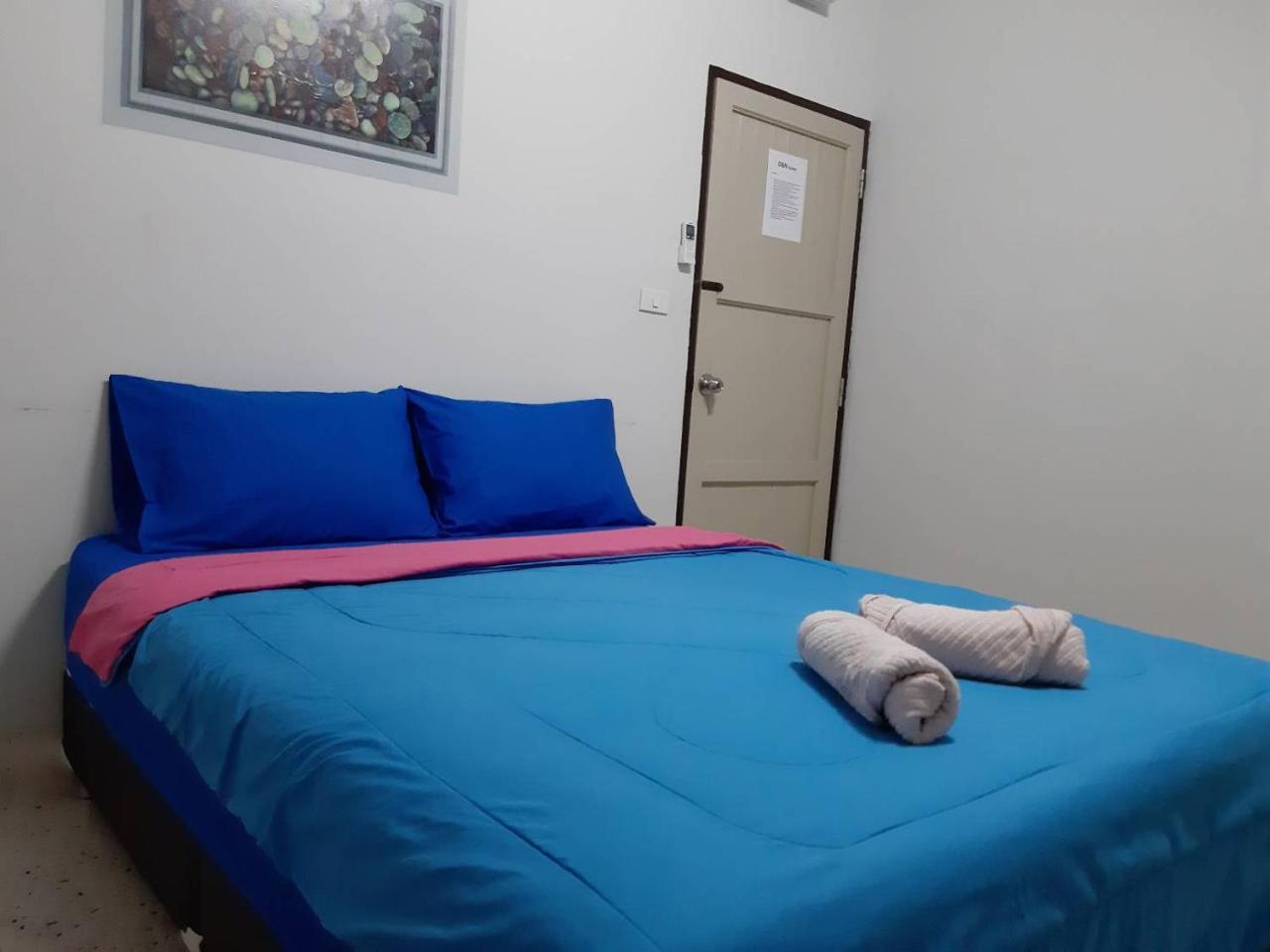 D&N Hostel Bangkok Exterior photo