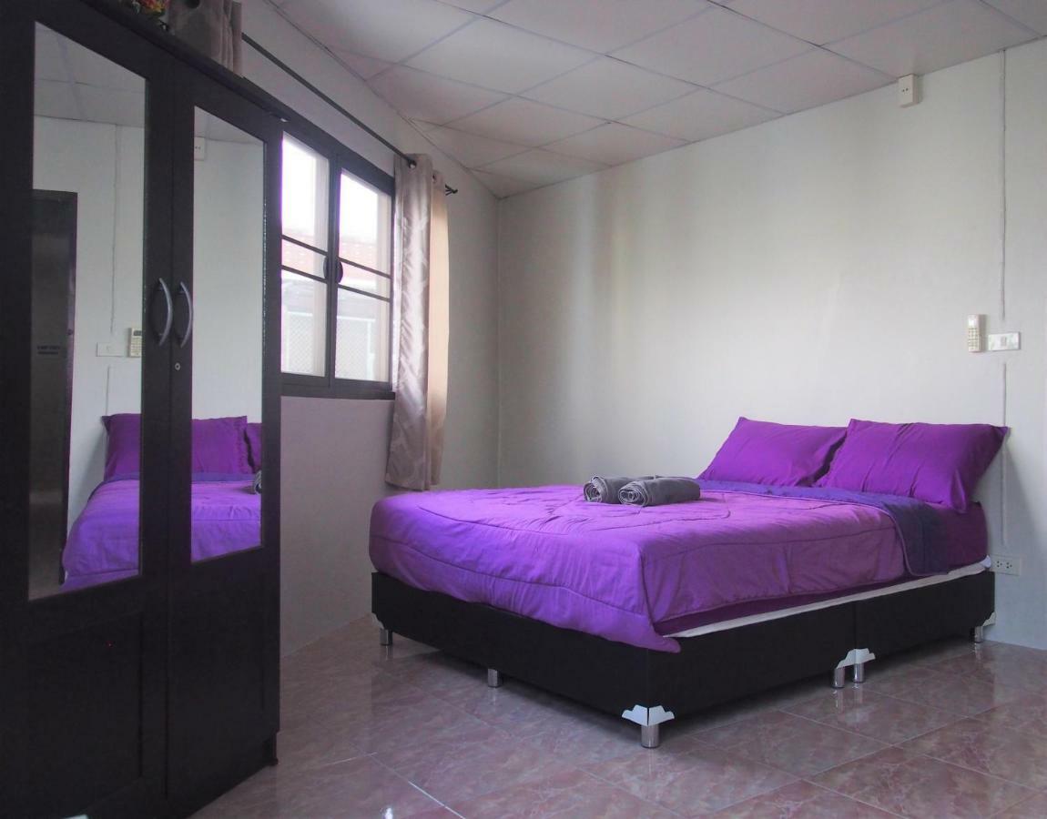 D&N Hostel Bangkok Exterior photo