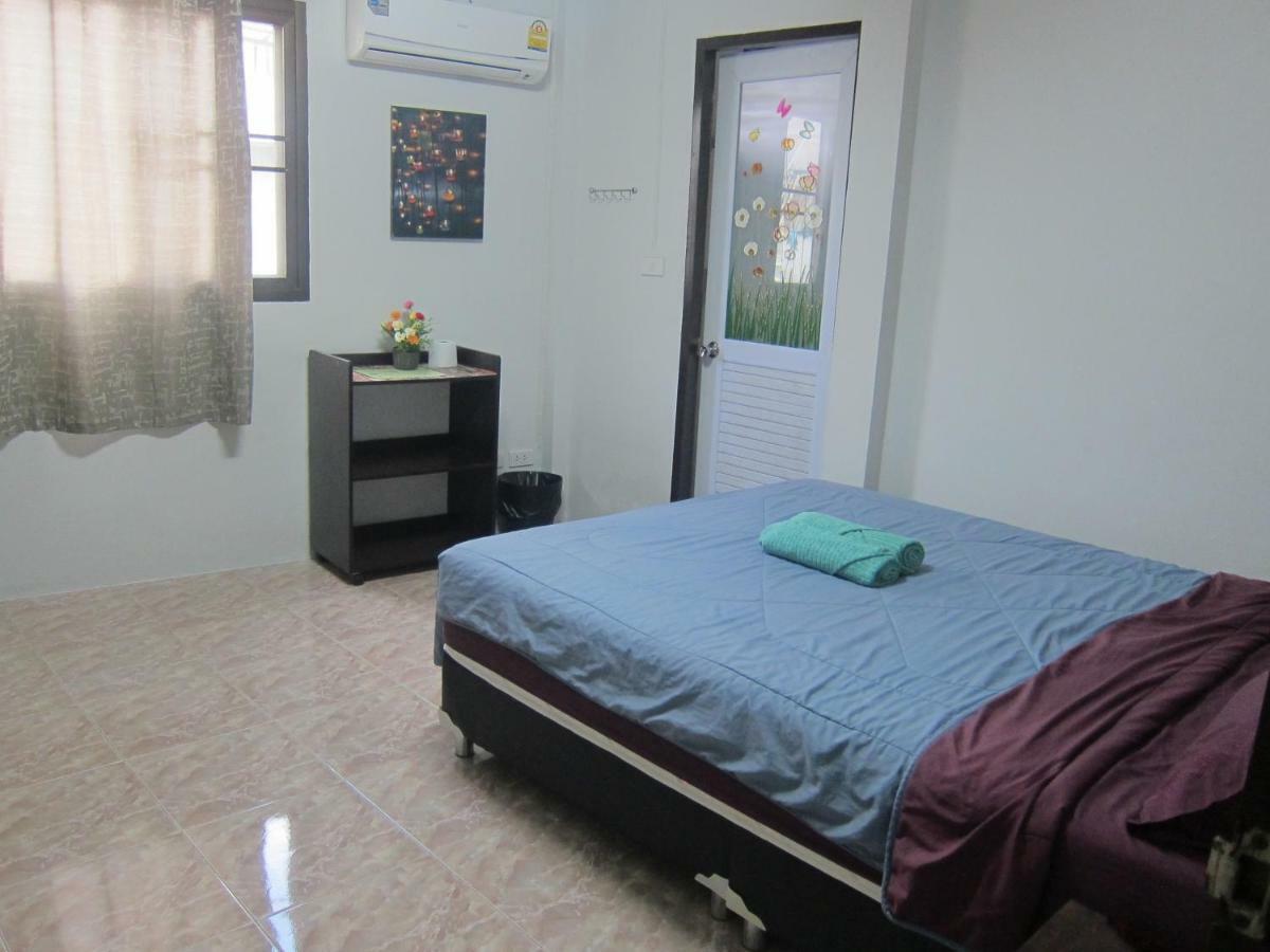 D&N Hostel Bangkok Exterior photo